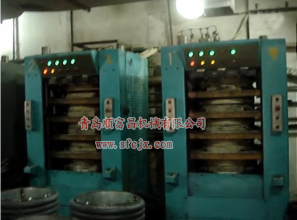 內胎硫化機工作過程(圖)www.0371hn.cn